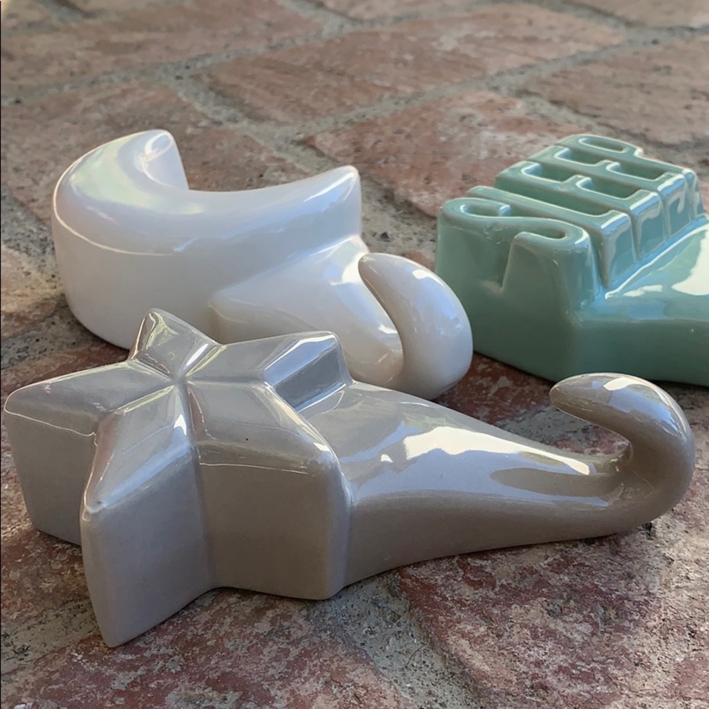 3 pc SET decorative wall mount ceramic hooks - Picture 3 of 9